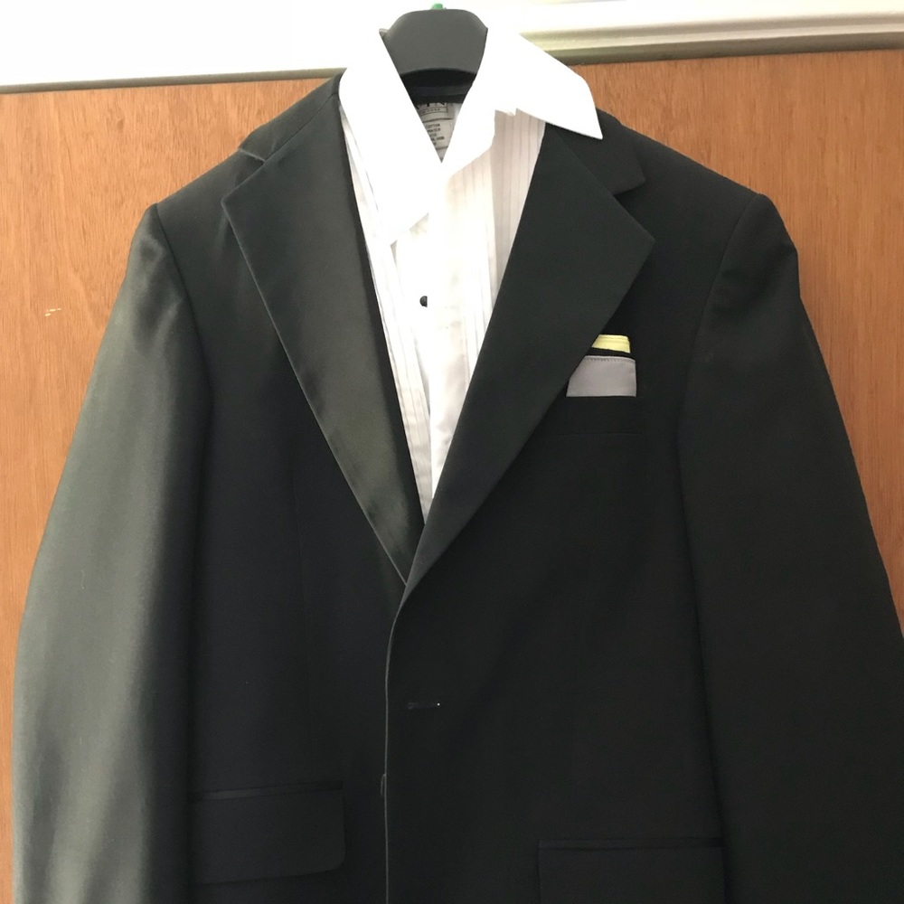 MENS PROM/BALL TUXEDO